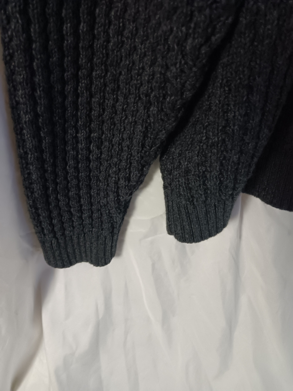 EDDIE BAUER 100% Cotton Men's XL Black Ribbed Henley Knit Sweater Heavy Textured - Picture 6 of 6